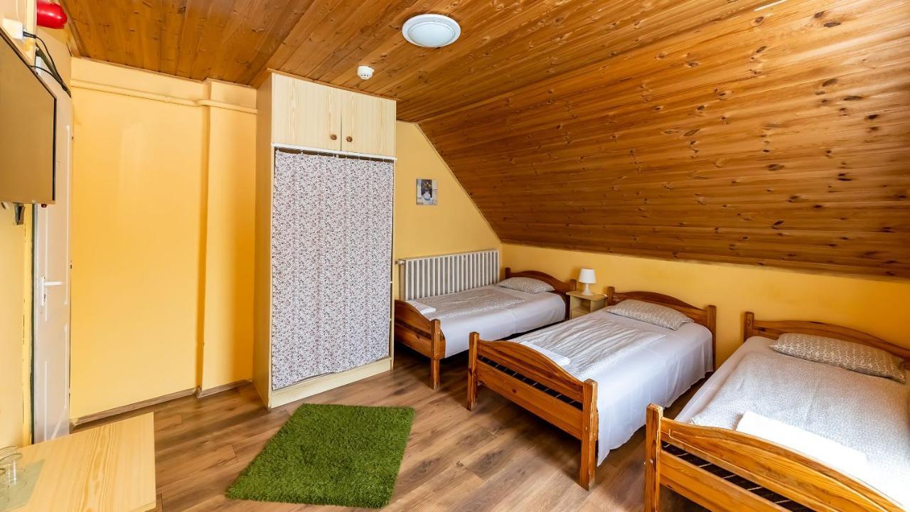 Csillagtura Panzio Bed & Breakfast Eger Exterior photo