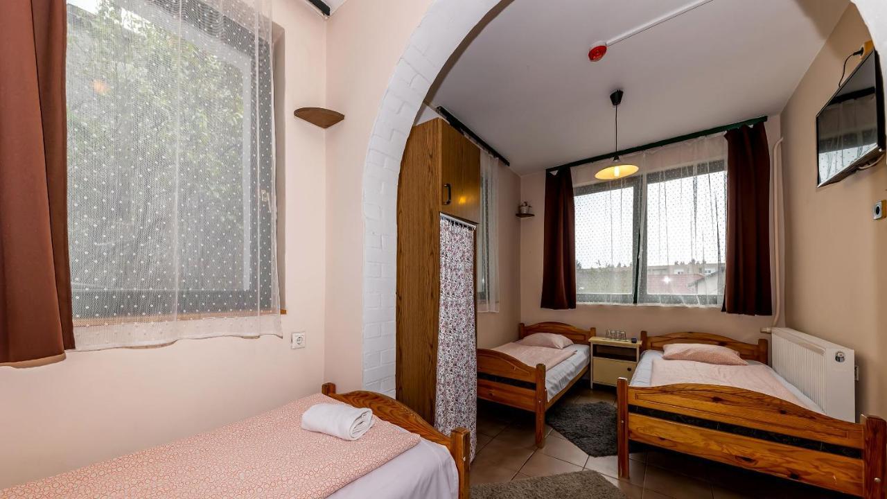 Csillagtura Panzio Bed & Breakfast Eger Exterior photo