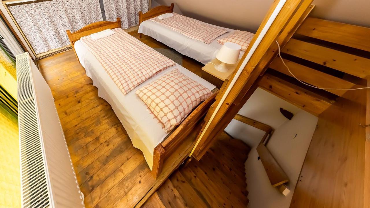 Csillagtura Panzio Bed & Breakfast Eger Exterior photo