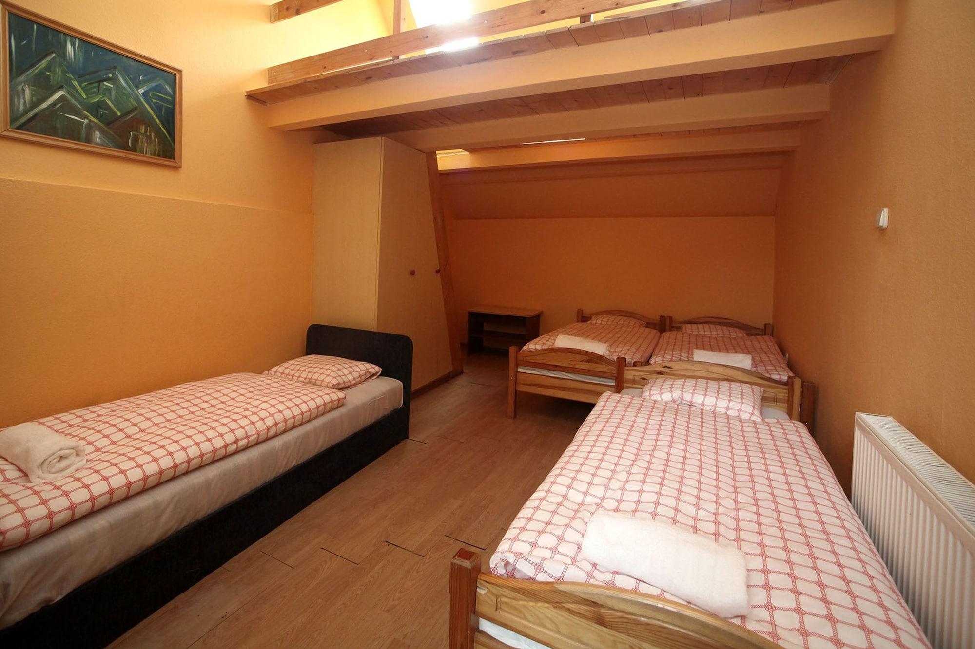 Csillagtura Panzio Bed & Breakfast Eger Exterior photo